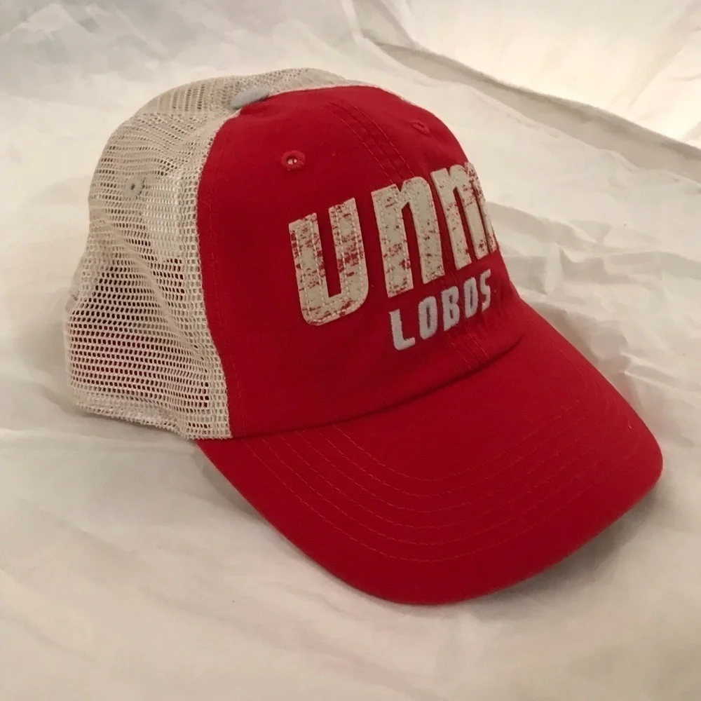 Captivating Headwear University of New Mexico Lobos SnapBack Trucker Hat